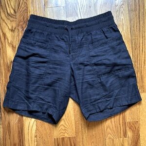 Athleta Cabo Linen Bermuda Shorts Navy Blue